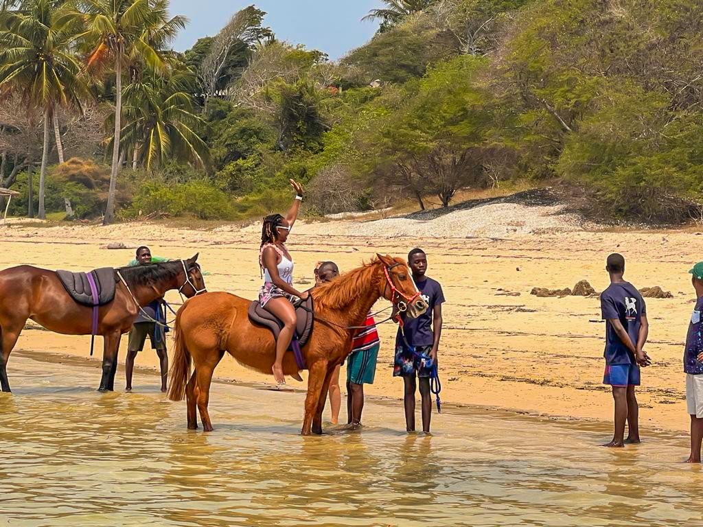 Nadine Duncan at Mozambique Horse Safari